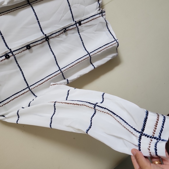 Heritage House - Picture 2 of 6